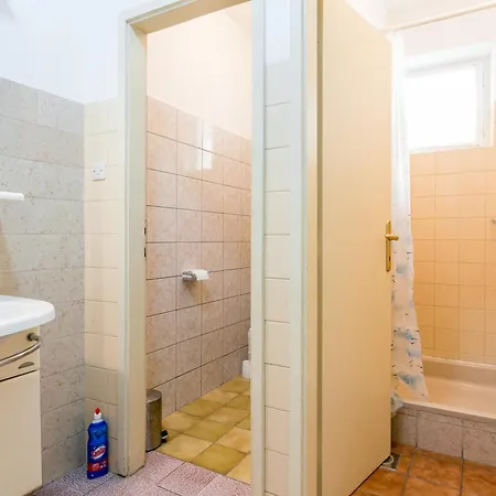 With A Parking Space Brela, Makarska - 21796 شقة