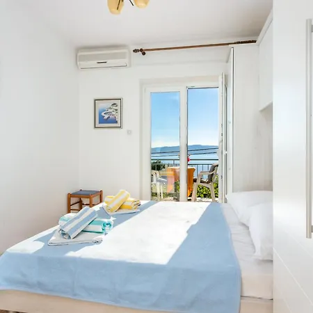 With A Parking Space Brela, Makarska - 21796 شقة بريلا